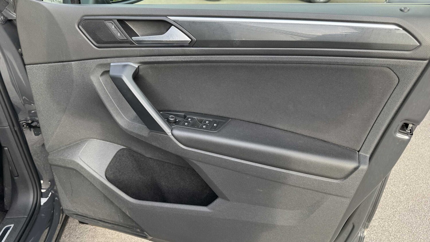 Used Volkswagen Tiguan 2018 for sale - 77429014: Photo 6