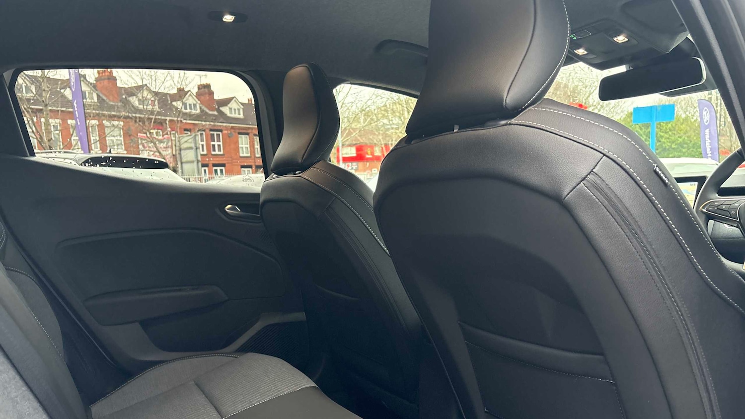 Used Renault Clio 2025 for sale - 77076441: Photo 12