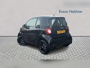 Used smart fortwo 2016 for sale - 77083000: Photo