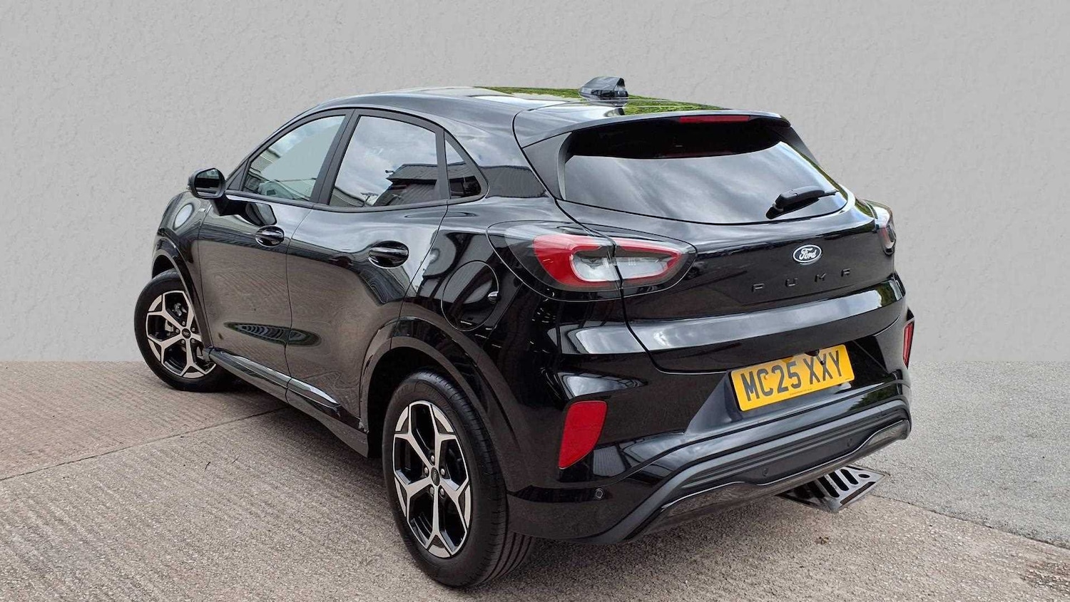 Used Ford Puma 2025 for sale - 76063432: Photo 2