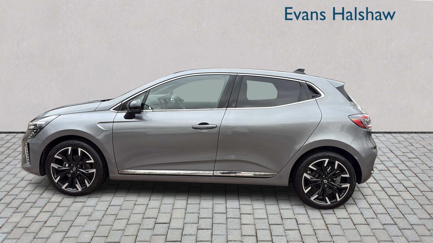 Used Renault Clio 2025 for sale - 77076511: Photo 3