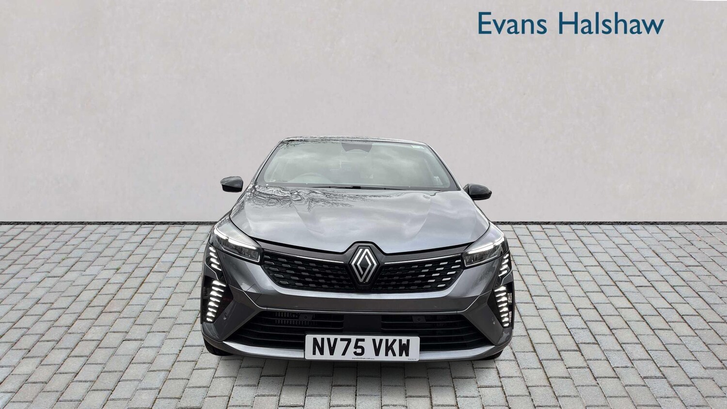 Used Renault Clio 2025 for sale - 77076511: Photo 4