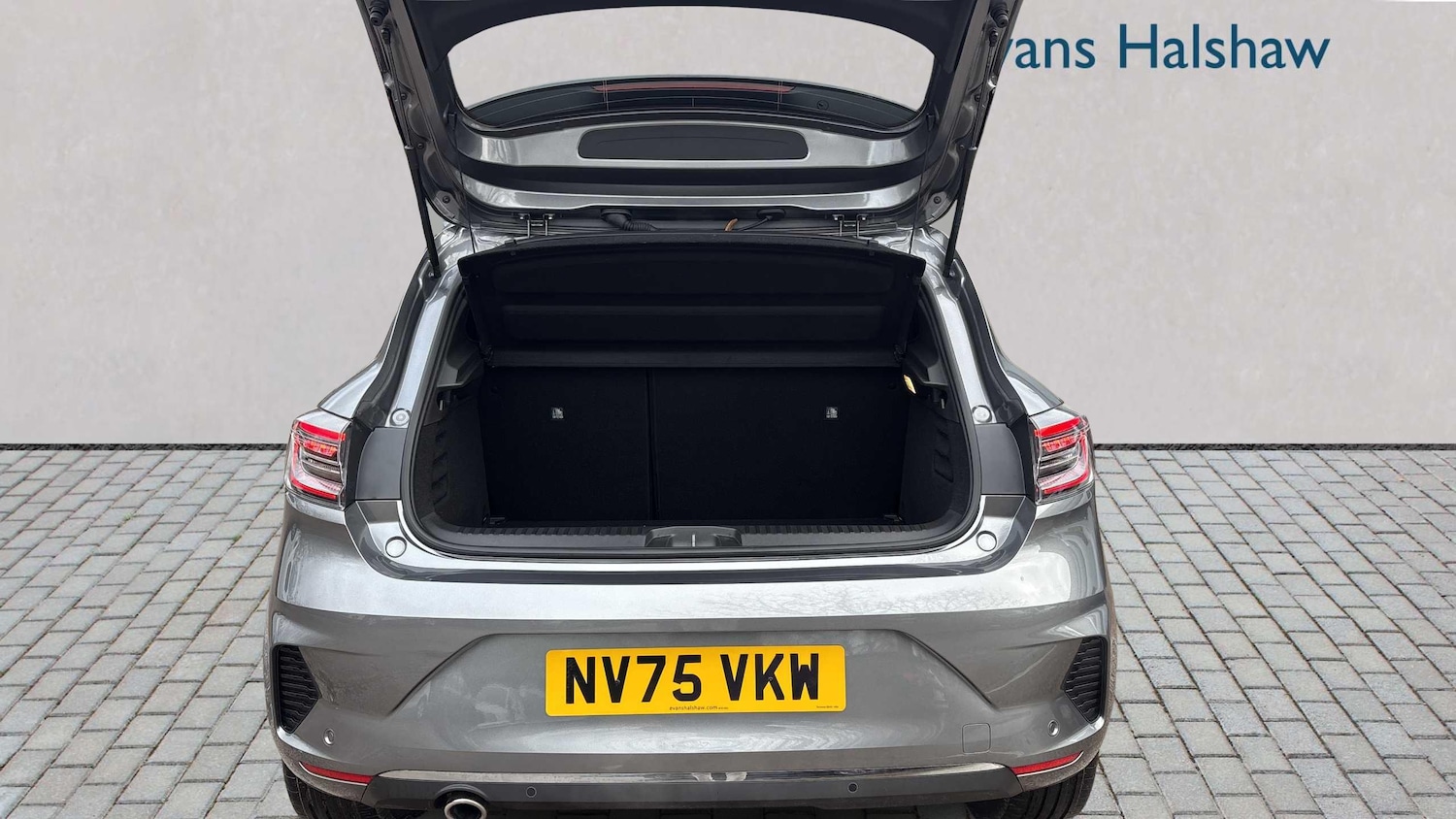 Used Renault Clio 2025 for sale - 77076511: Photo 7