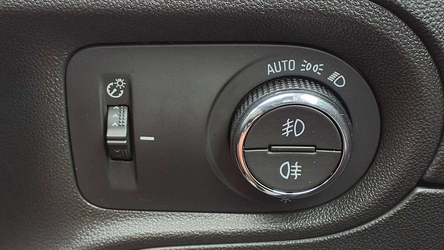 Vehicle 33