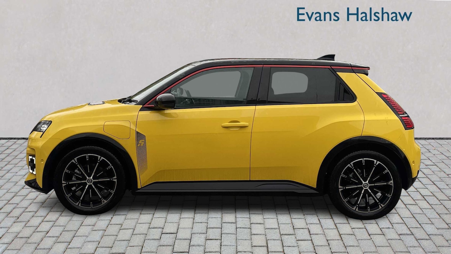 Used Renault 5 2025 for sale - 76774258: Photo 4