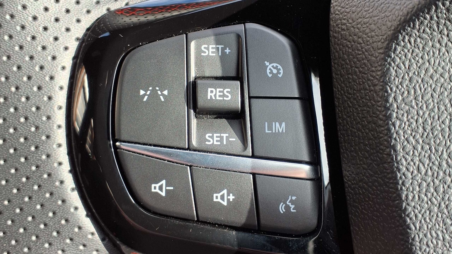 Used Ford Puma 2025 for sale - 76319040: Photo 29