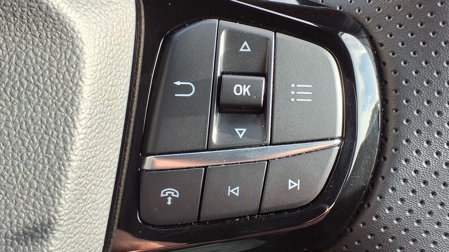 Used Ford Puma 2025 for sale - 76319040: Photo 30