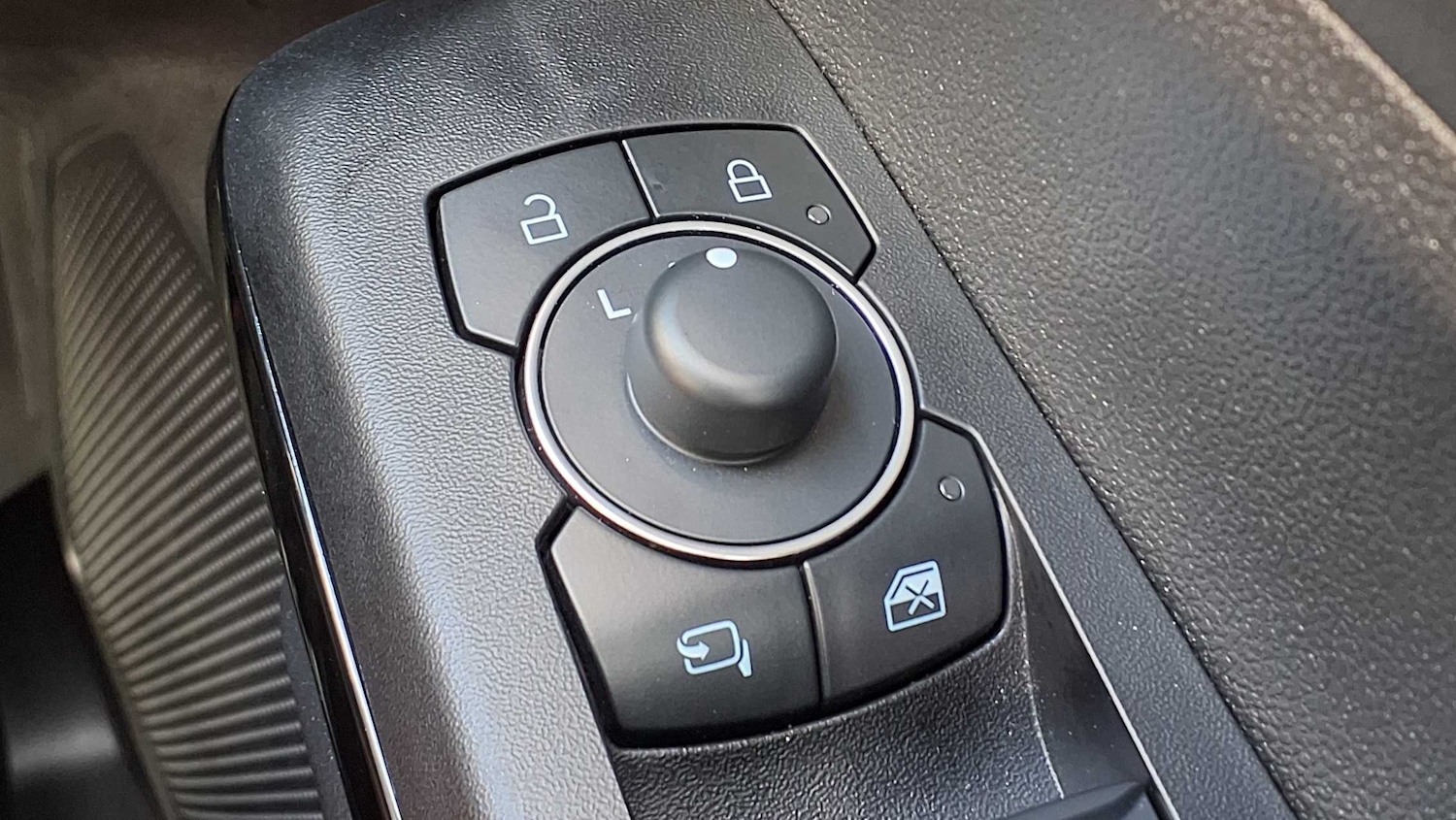 Used Ford Puma 2025 for sale - 76319040: Photo 33