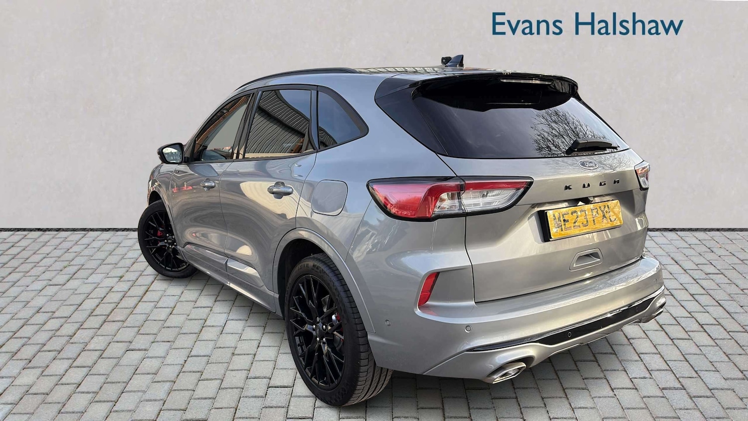 Used Ford Kuga 2023 for sale - 77943534: Photo 2