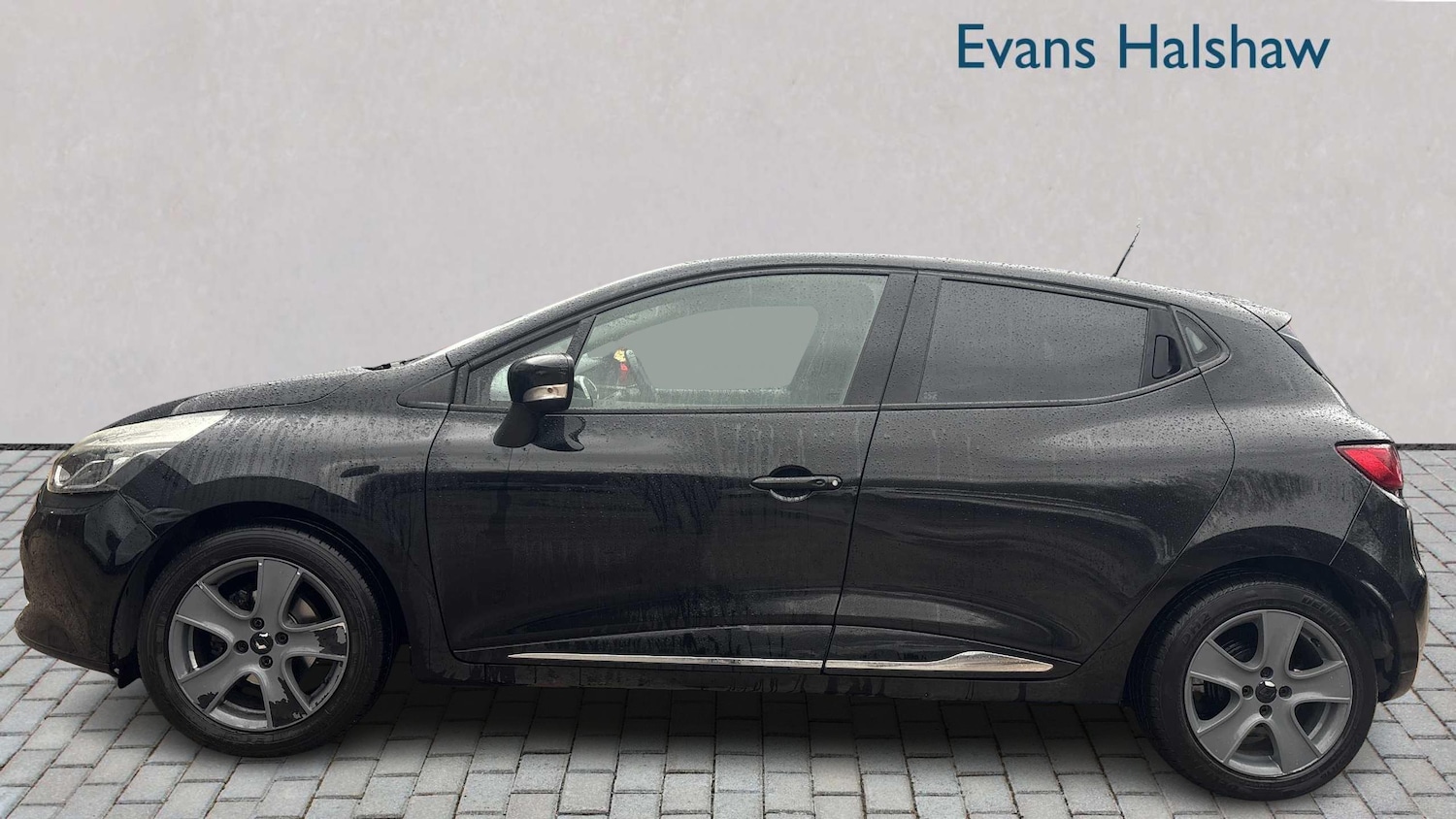 Used Renault Clio 2016 for sale - 77347890: Photo 3