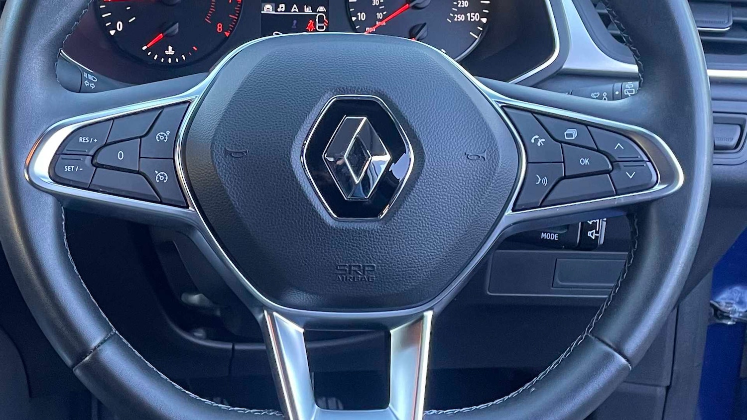 Used Renault Captur 2022 for sale - 76610708: Photo 19