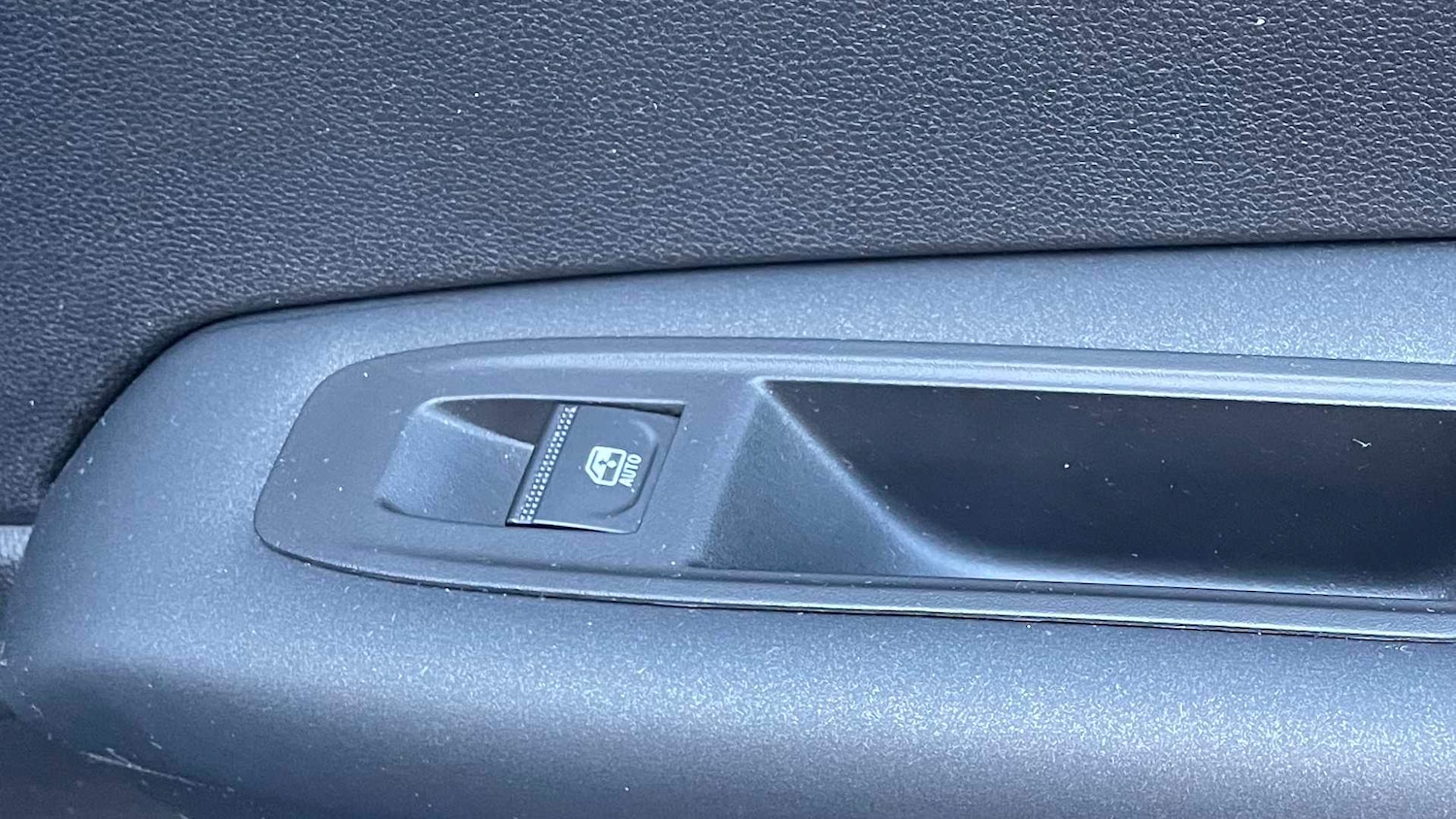 Used Renault Captur 2022 for sale - 76610708: Photo 25