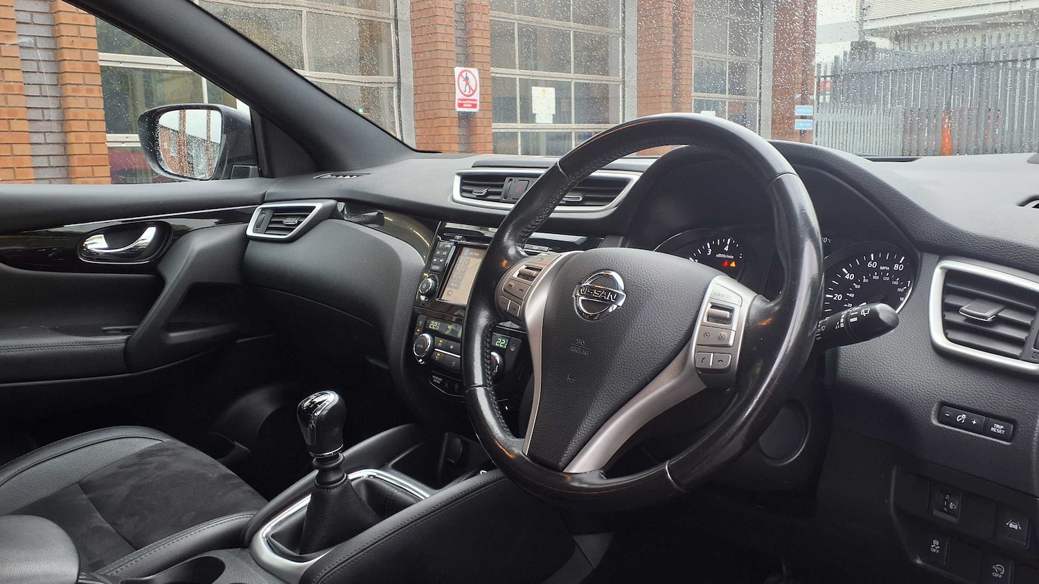 Used Nissan Qashqai 2017 for sale - 76141845: Photo 12