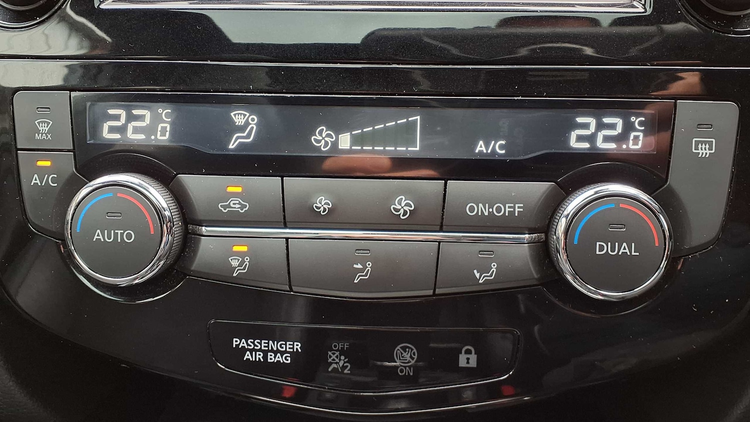 Used Nissan Qashqai 2017 for sale - 76141845: Photo 22