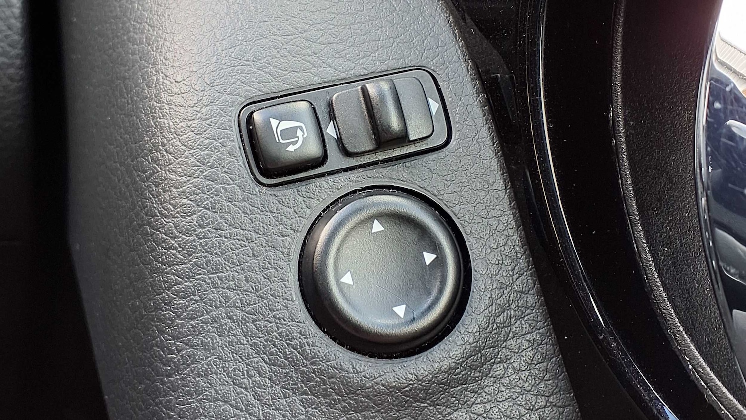 Used Nissan Qashqai 2017 for sale - 76141845: Photo 30