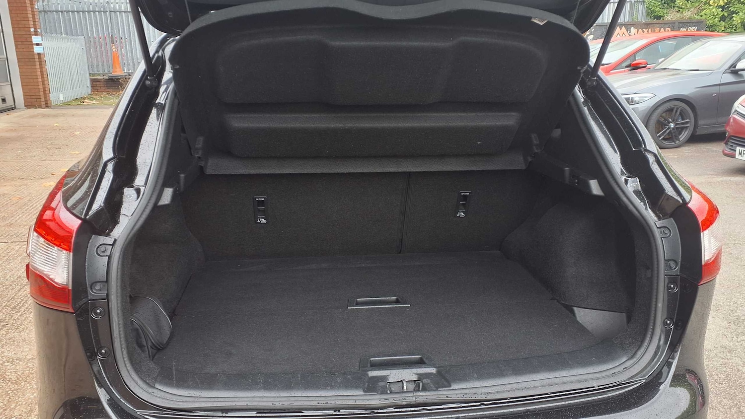 Used Nissan Qashqai 2017 for sale - 76141845: Photo 7