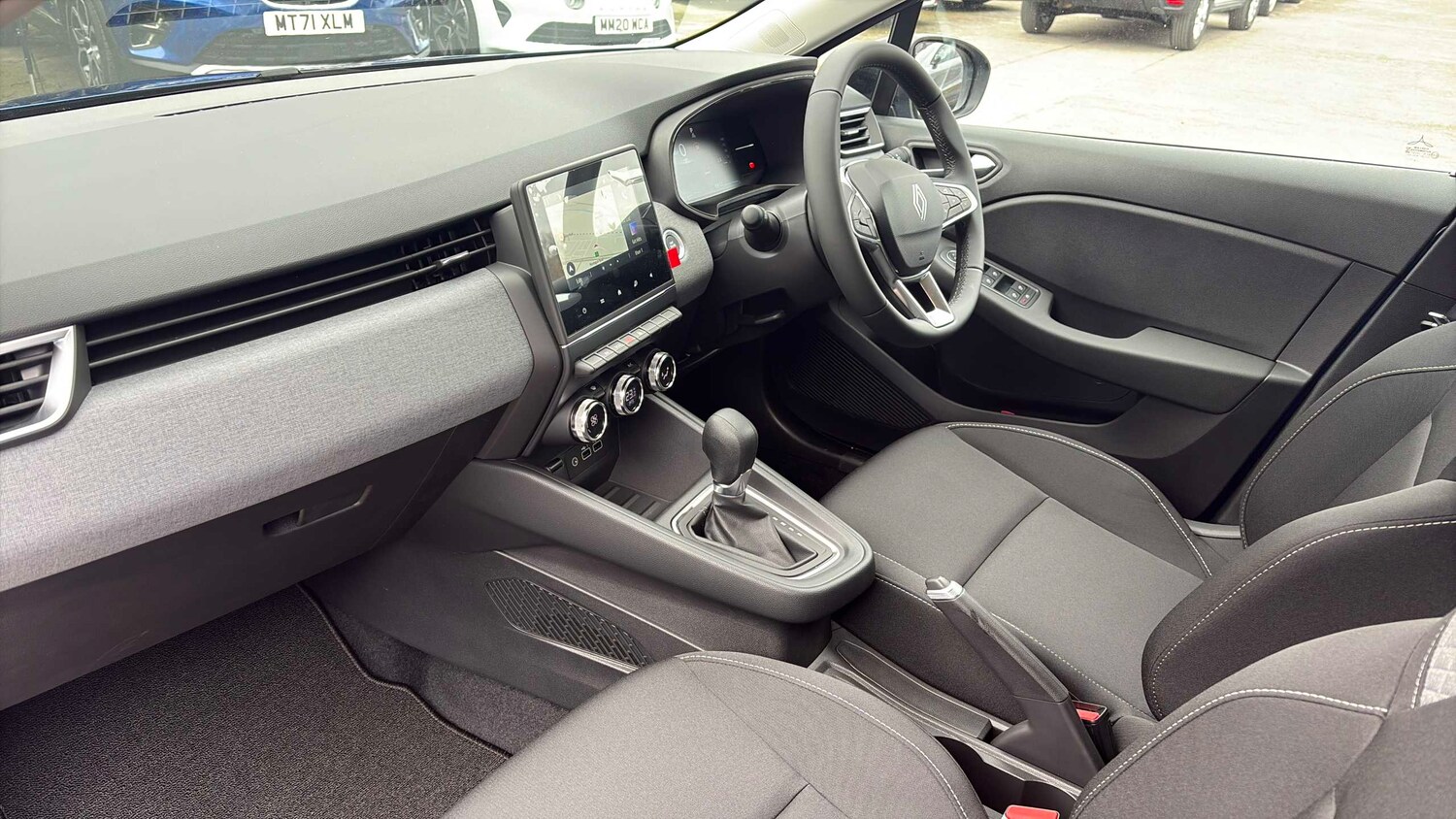 Used Renault Clio 2025 for sale - 77076645: Photo 12