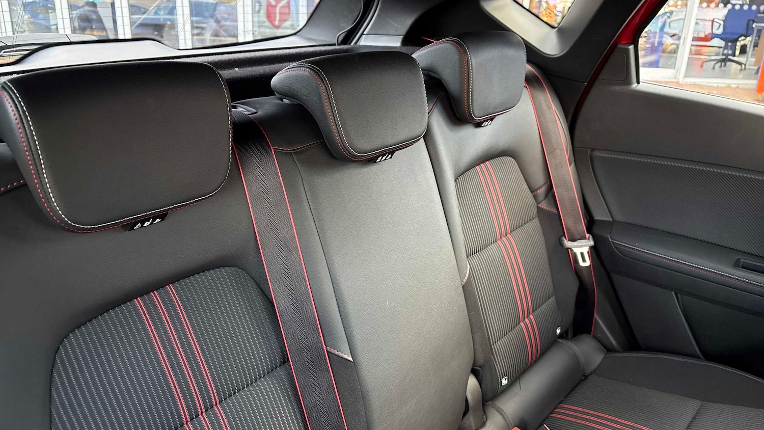 Used Renault Captur 2022 for sale - 77032139: Photo 11