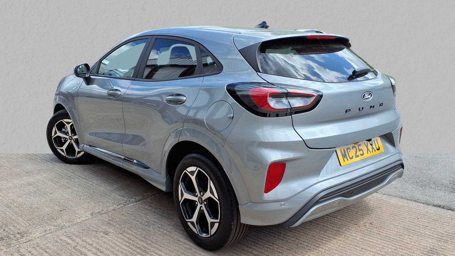 Used Ford Puma 2025 for sale - 76063208: Photo 2