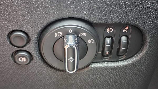 Used MINI Hatch 2021 for sale - 76218331: Photo 32