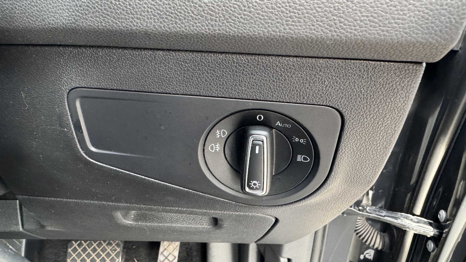 Used Volkswagen Tiguan 2018 for sale - 76141732: Photo 11