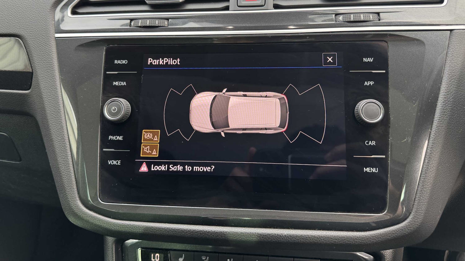 Used Volkswagen Tiguan 2018 for sale - 76141732: Photo 19