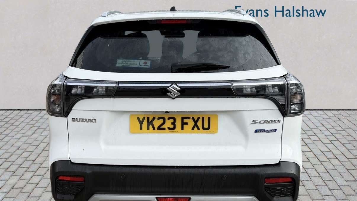 Used Suzuki SX4 S-Cross 2023 for sale - 77972843: Photo 3