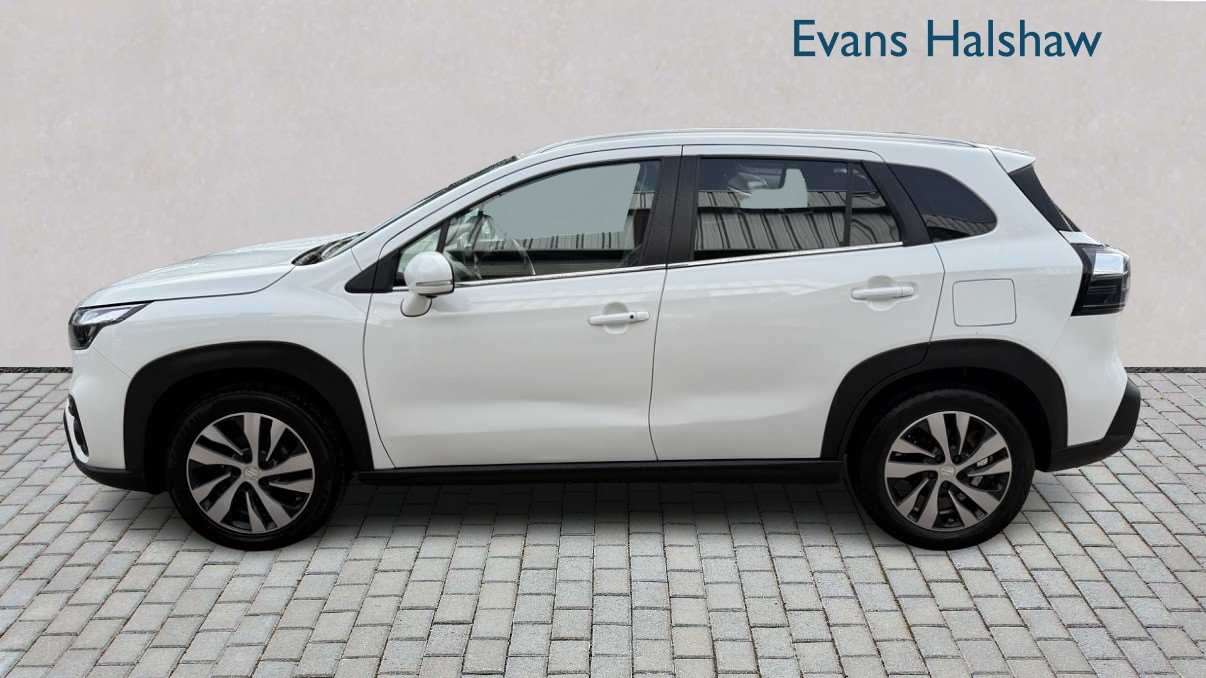 Used Suzuki SX4 S-Cross 2023 for sale - 77972843: Photo 4