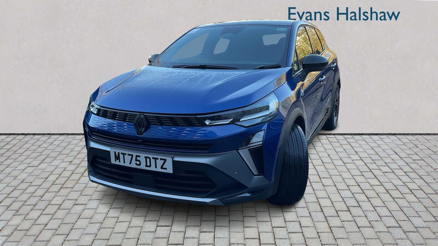 Used Renault Other 2025 for sale - 76610572: Photo 2