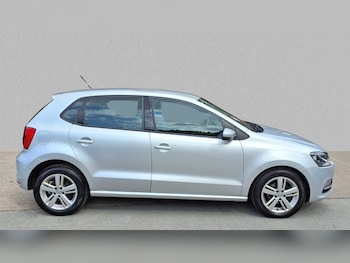 Used Volkswagen Polo 2017 for sale - 75841723: Photo