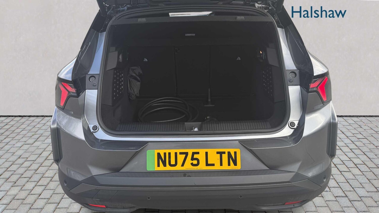 Used Renault Scenic E-Tech 2025 for sale - 77164459: Photo 10