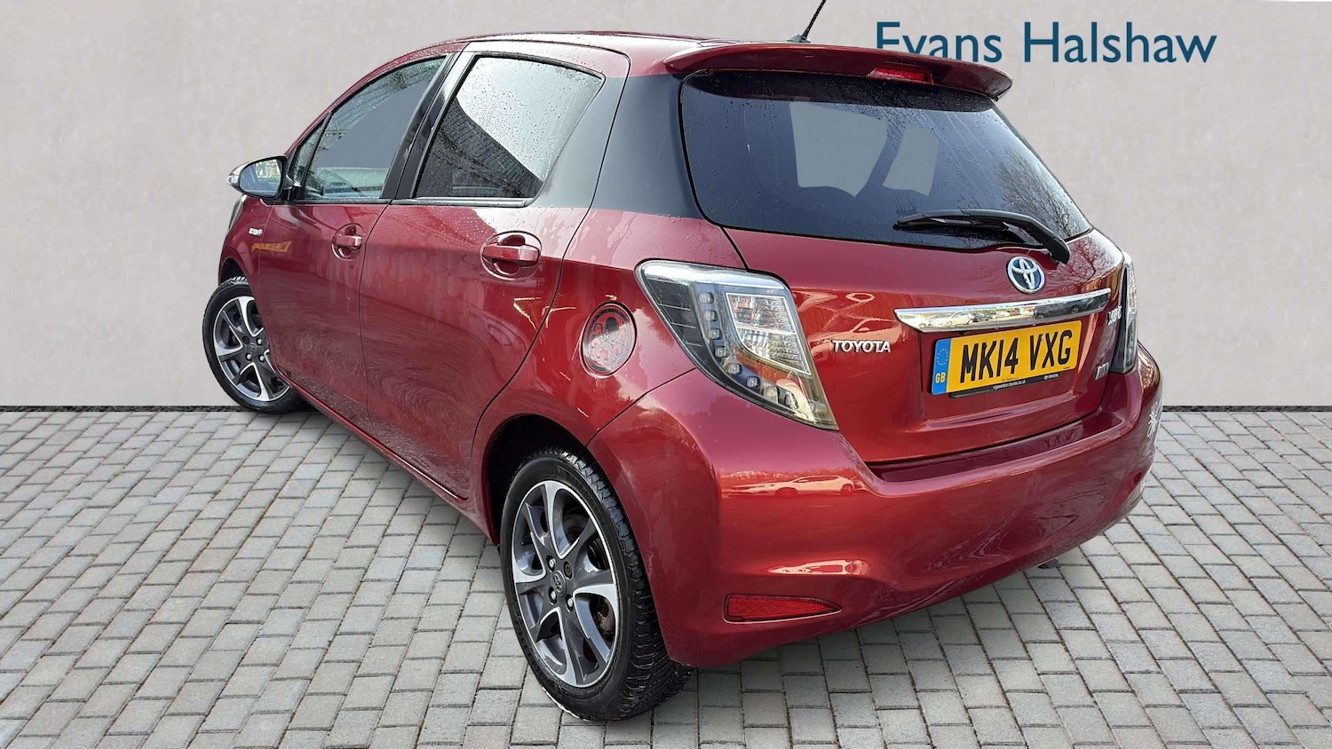 Used Toyota Yaris 2014 for sale - 77756436: Photo 2