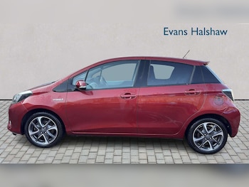 Used Toyota Yaris 2014 for sale - 77756436: Photo