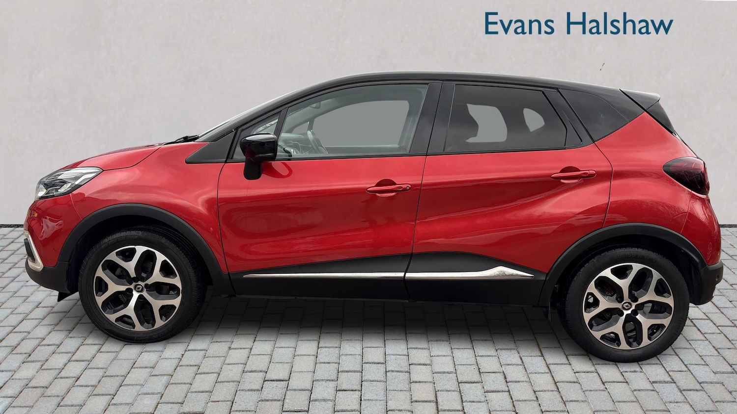 Used Renault Captur 2019 for sale - 77686619: Photo 3