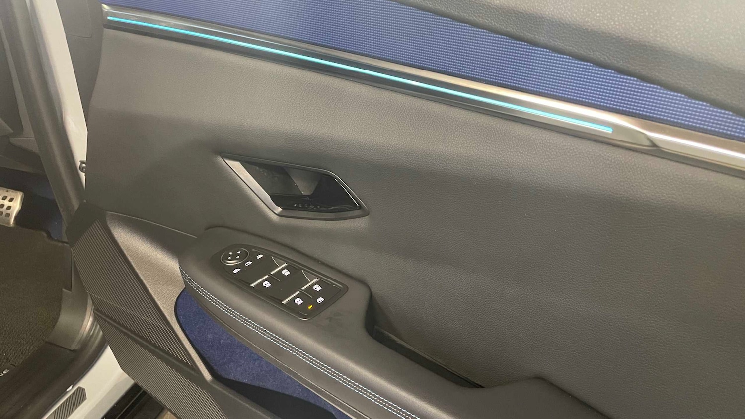 Used Renault Megane E Tech 2025 for sale - 77164445: Photo 10