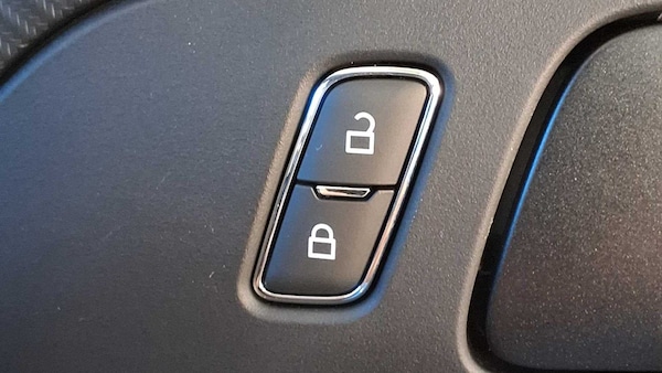 Used Ford Mustang for sale - 75841103: Photo 31