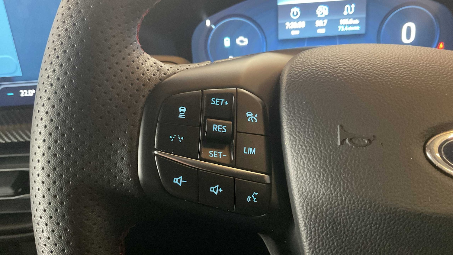 Used Ford Kuga 2025 for sale - 76339609: Photo 30