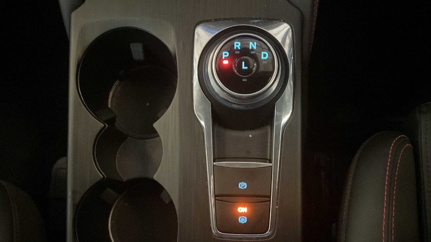 Used Ford Kuga 2025 for sale - 76339609: Photo 32