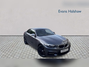 Used BMW 2 Series 2018 for sale - 76411318: Photo
