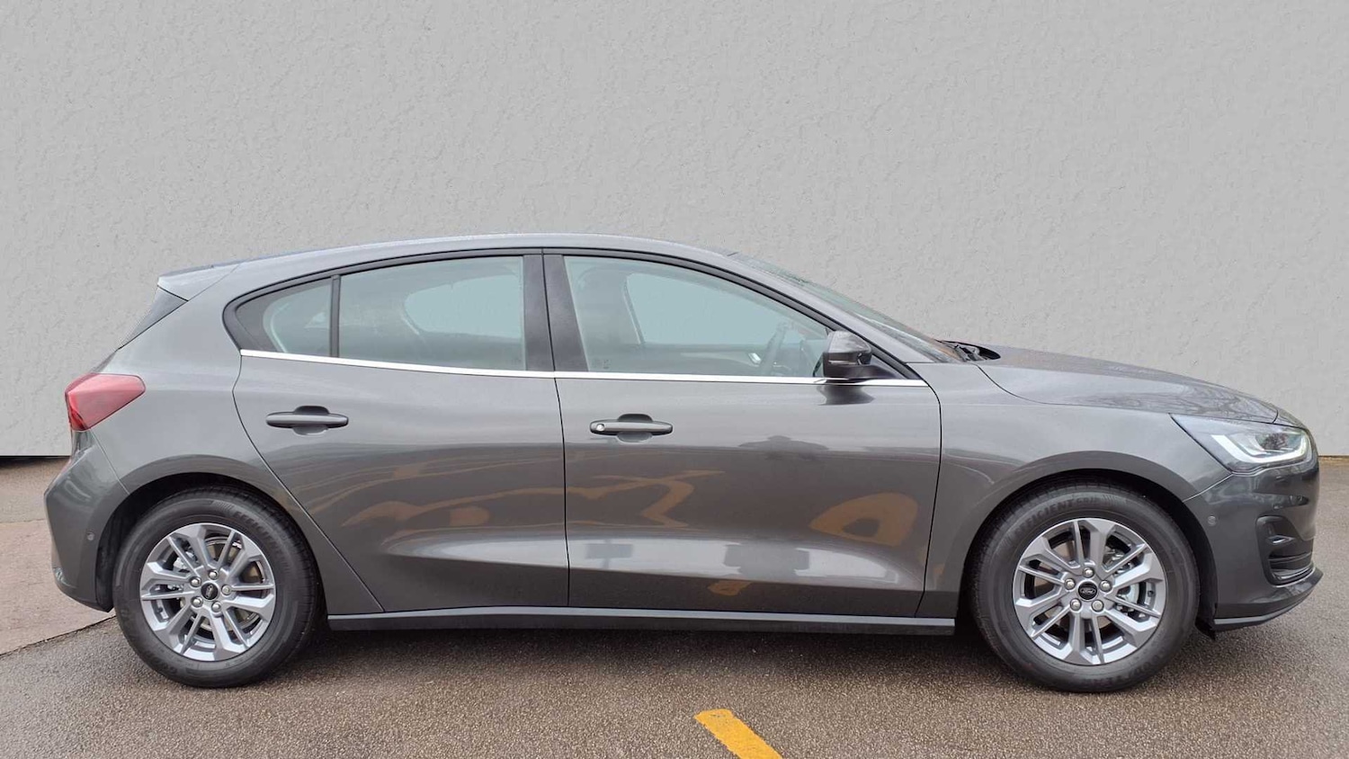 Used Ford Focus 2025 for sale - 76576067: Photo 3