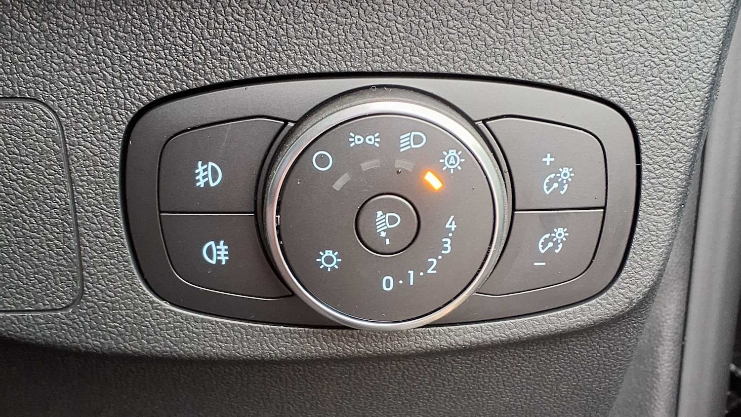 Used Ford Focus 2025 for sale - 76576067: Photo 32