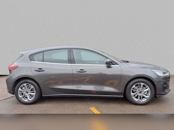 Used Ford Focus 2025 for sale - 76576067: Photo