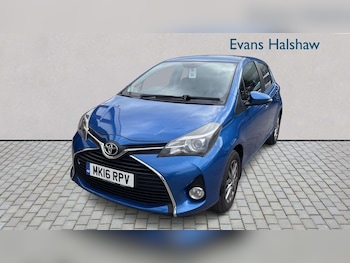 Used Toyota Yaris 2016 for sale - 78550544: Photo