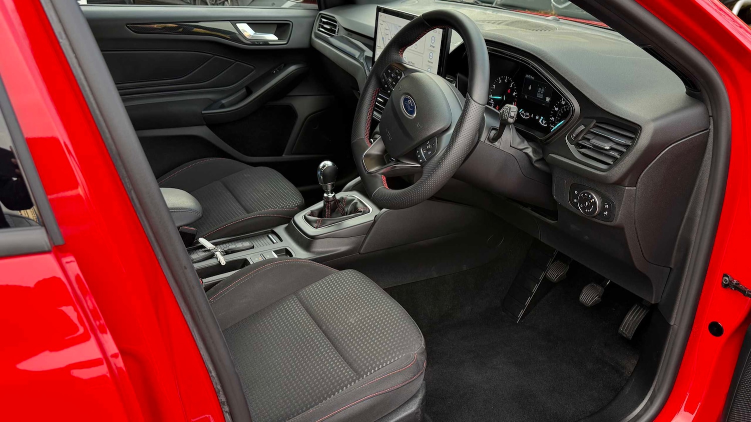 Used Ford Focus 2022 for sale - 76827519: Photo 9