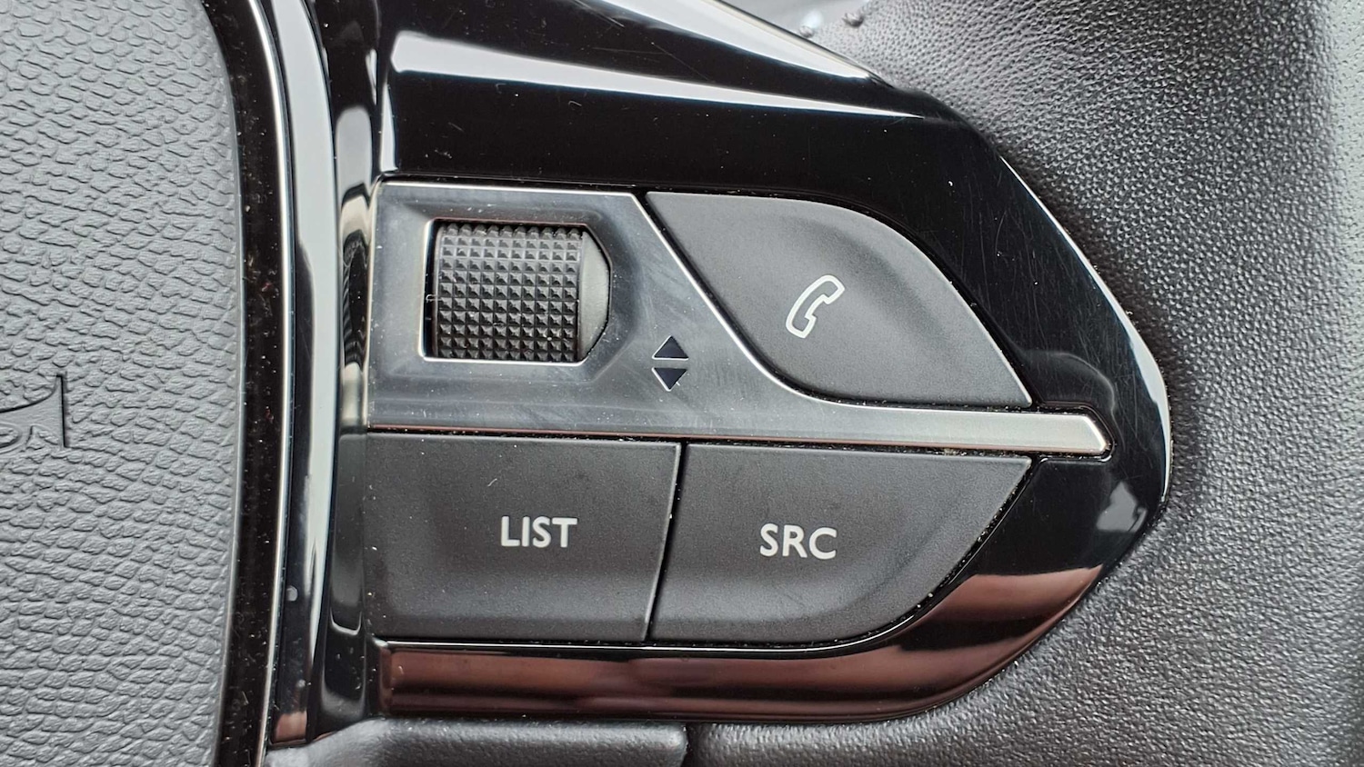 Used Peugeot 2008 2023 for sale - 76587546: Photo 27