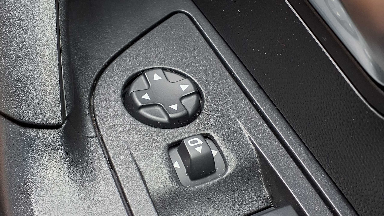 Used Peugeot 2008 2023 for sale - 76587546: Photo 32