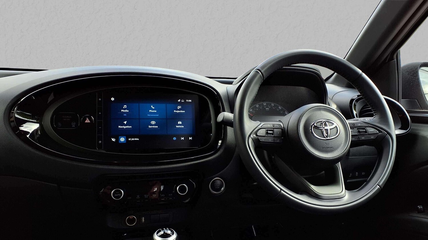 Used Toyota Aygo X 2022 for sale - 75951360: Photo 16