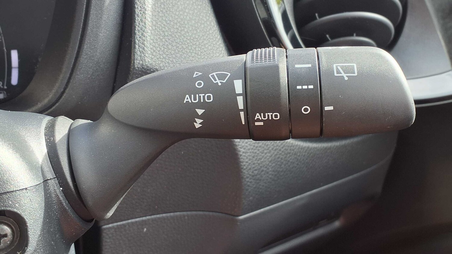 Used Toyota Aygo X 2022 for sale - 75951360: Photo 29