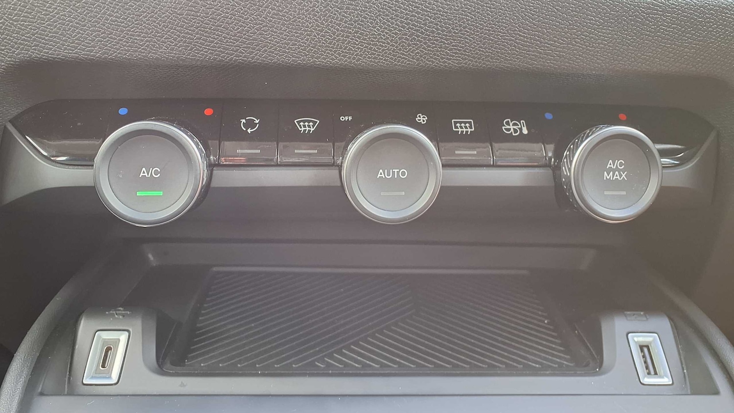 Used Citroen C4 2022 for sale - 76692052: Photo 24