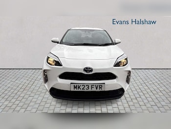 Used Toyota Yaris Cross 2023 for sale - 76774081: Photo